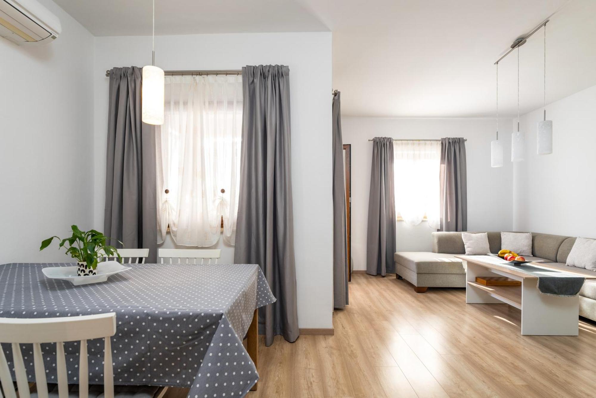 Apartment Morena Poreč Dış mekan fotoğraf